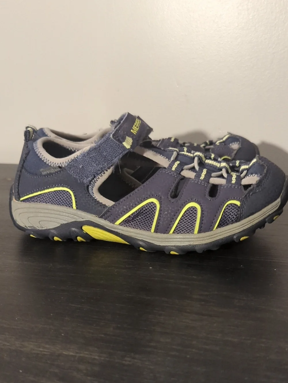 Merrell Sandals For Kids, Size 3